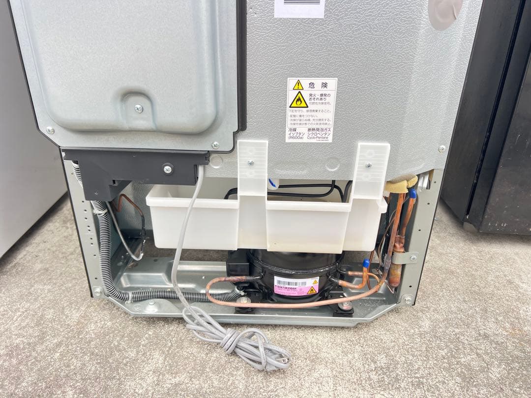 シャープノンフロン冷凍冷蔵庫 SJ-D23D-S 2018年