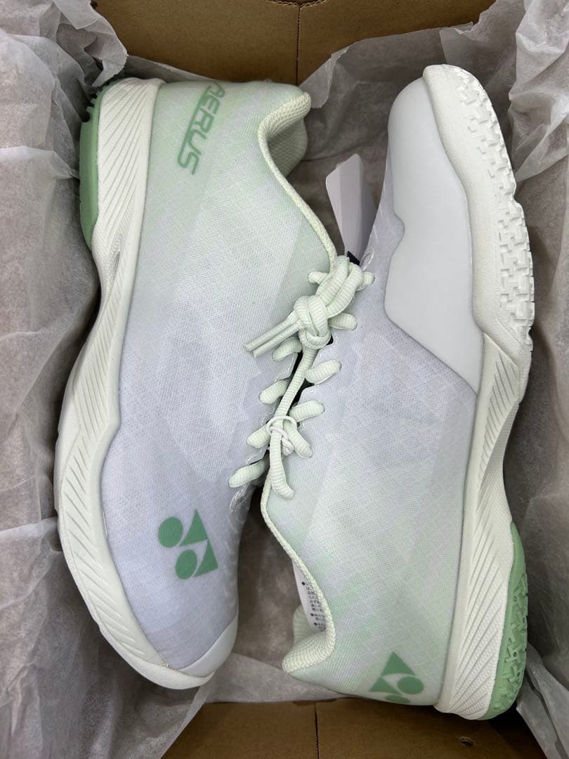 24.5㎝　エアラスワイド　新品未使用　YONEX　バドミントン　シューズ