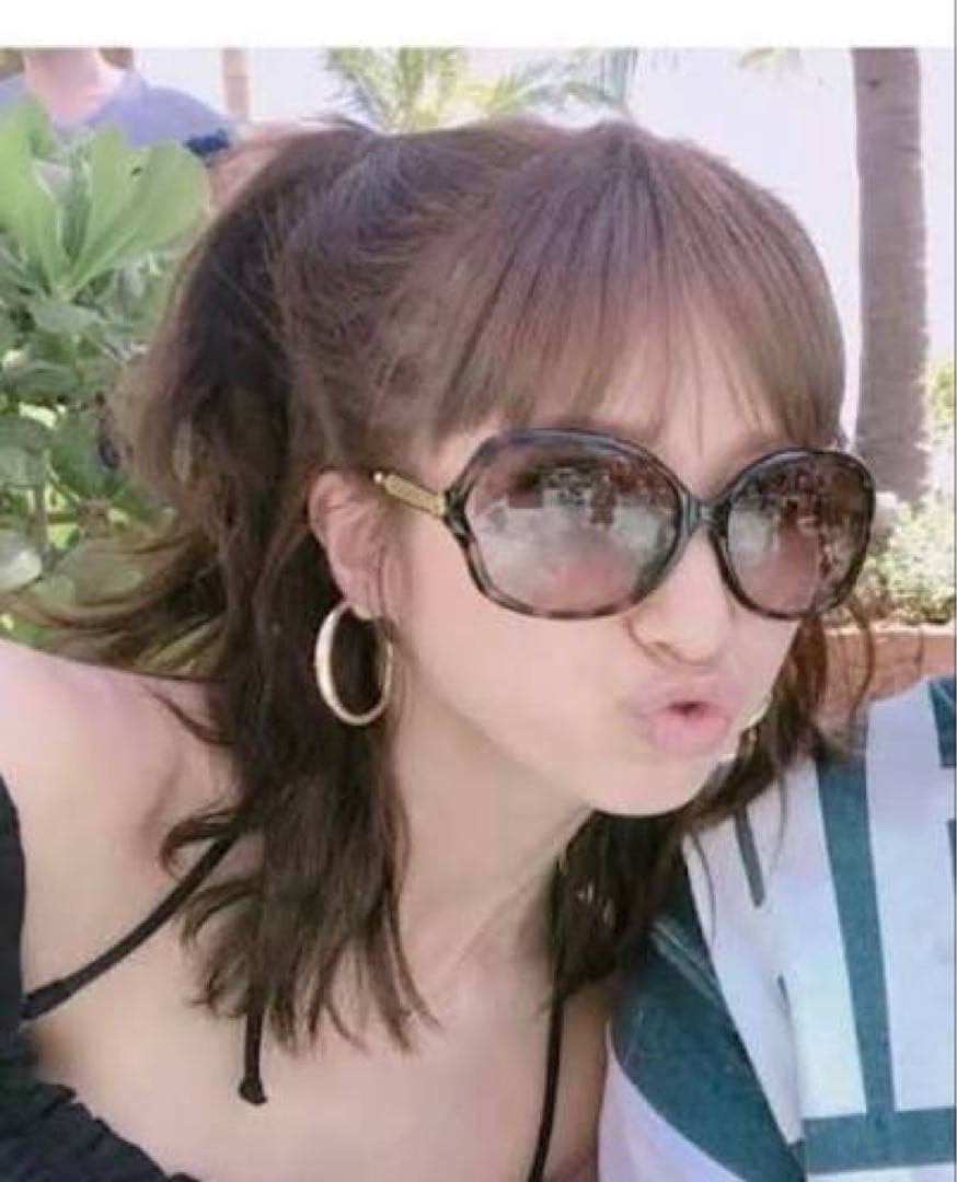 GUCCI gucci グッチ　サングラス　GG0076SK 辻希美　同型別色