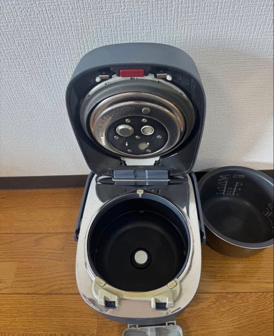 Panasonic 炊飯器 SR-MPB100 5.5合おどり炊き　2020年製