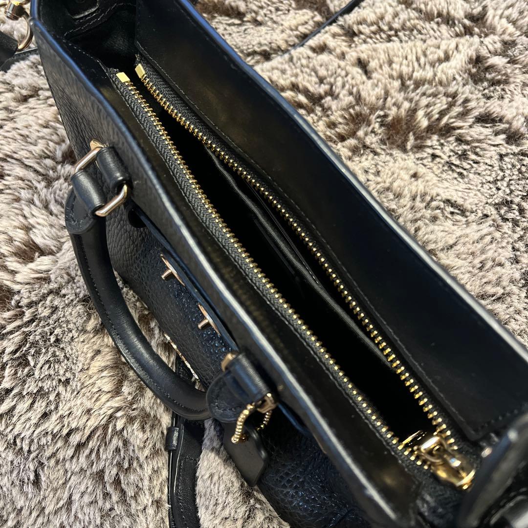 極美品✨コーチ　COACH ショルダーバッグ　黒　レザー　斜めがけ　ミニサイズ