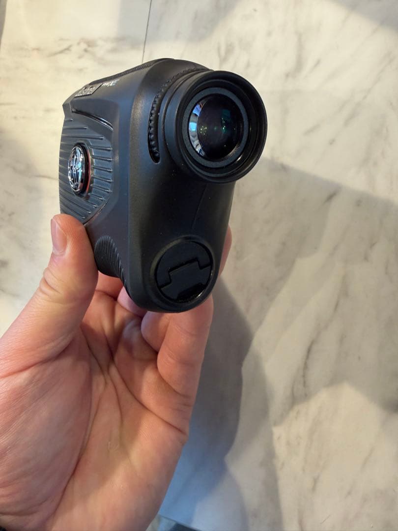 Bushnell PRO XE ゴルフ用距離計