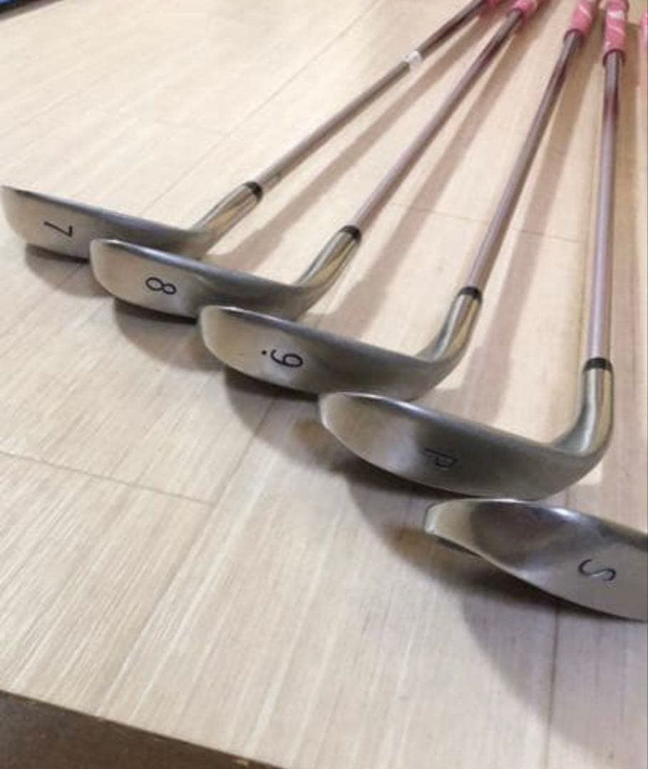 ゼクシオ9☆レディースアイアン