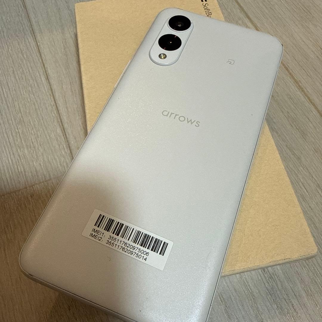 arrows We2 本体　A402FC