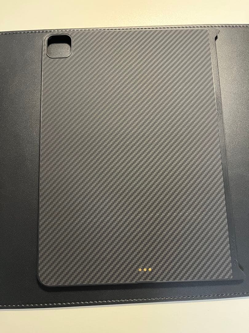 iPad Pro 12.9インチ 1TB 第5世代＋pitakaMagEZケース