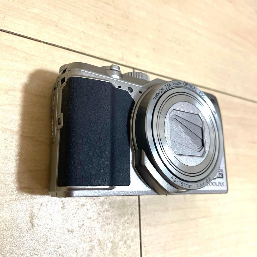 断*離様 【美品】Nikon COOLPIX A900 35x 4K シルバー