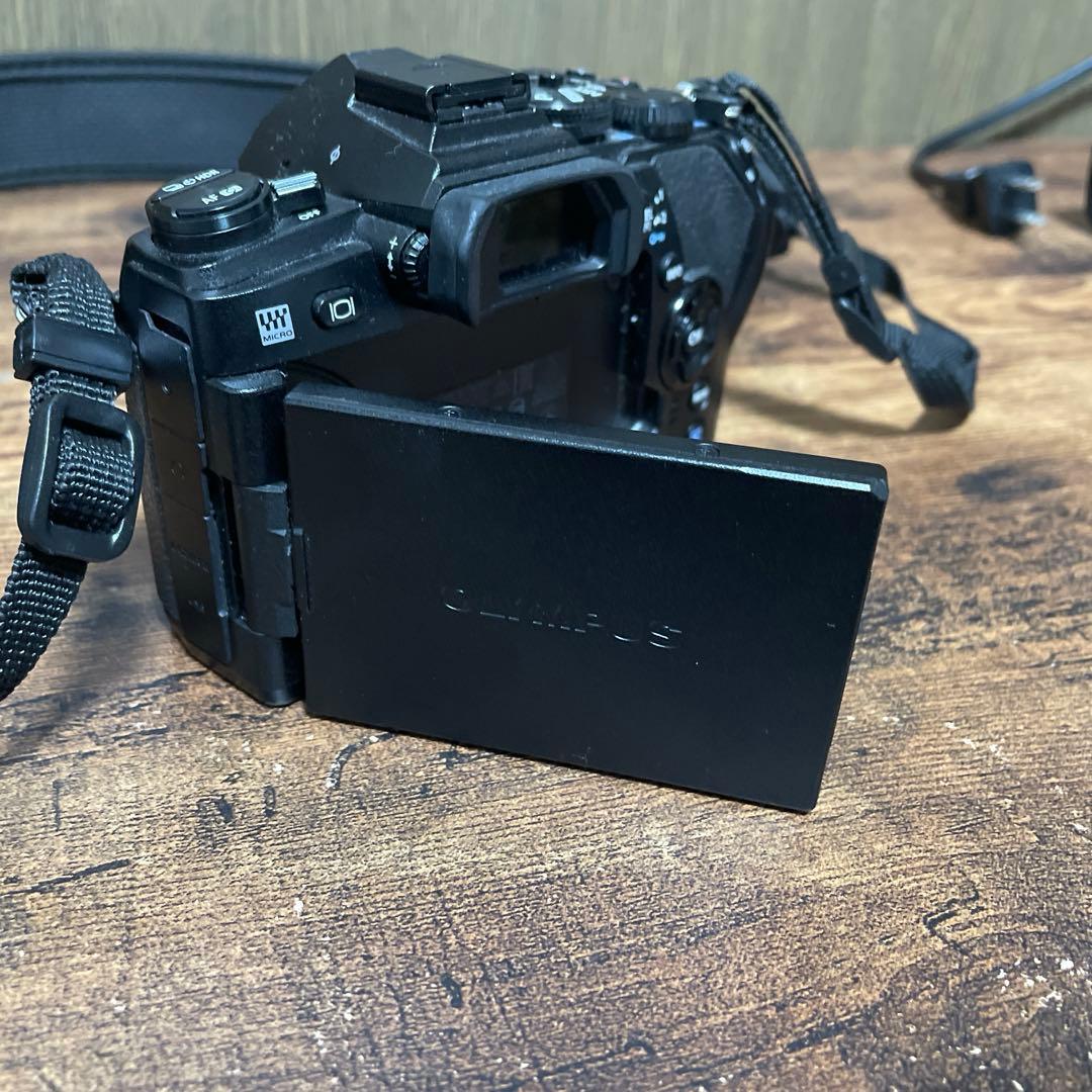 OLYMPUS OM-D E-M1 Mark II カメラ本体、レンズ3本セット