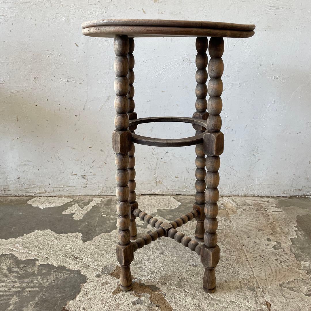 ビンテージ　ラウンドサイドテーブル 剥離