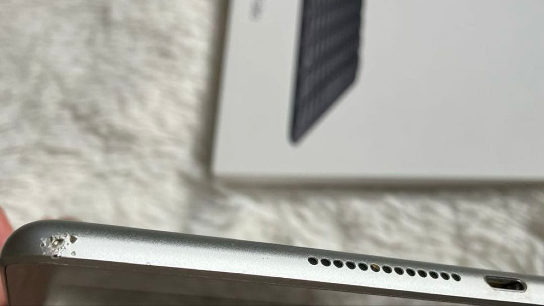 【完動品】iPad 第5世代 32GB SIMフリー【すぐ発送】