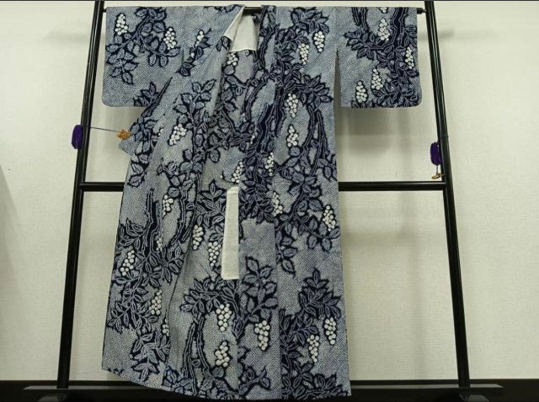 有松鳴海絞り　浴衣　ぶどう