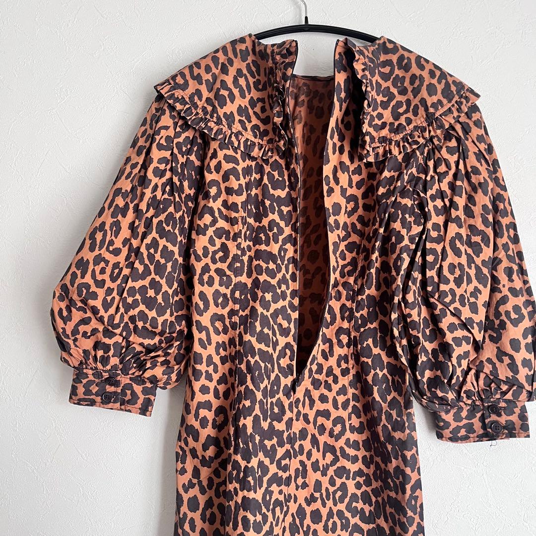 美品】GANNI レオパード柄 フリル襟　ミニ丈ワンピース　総柄　派手　個性的