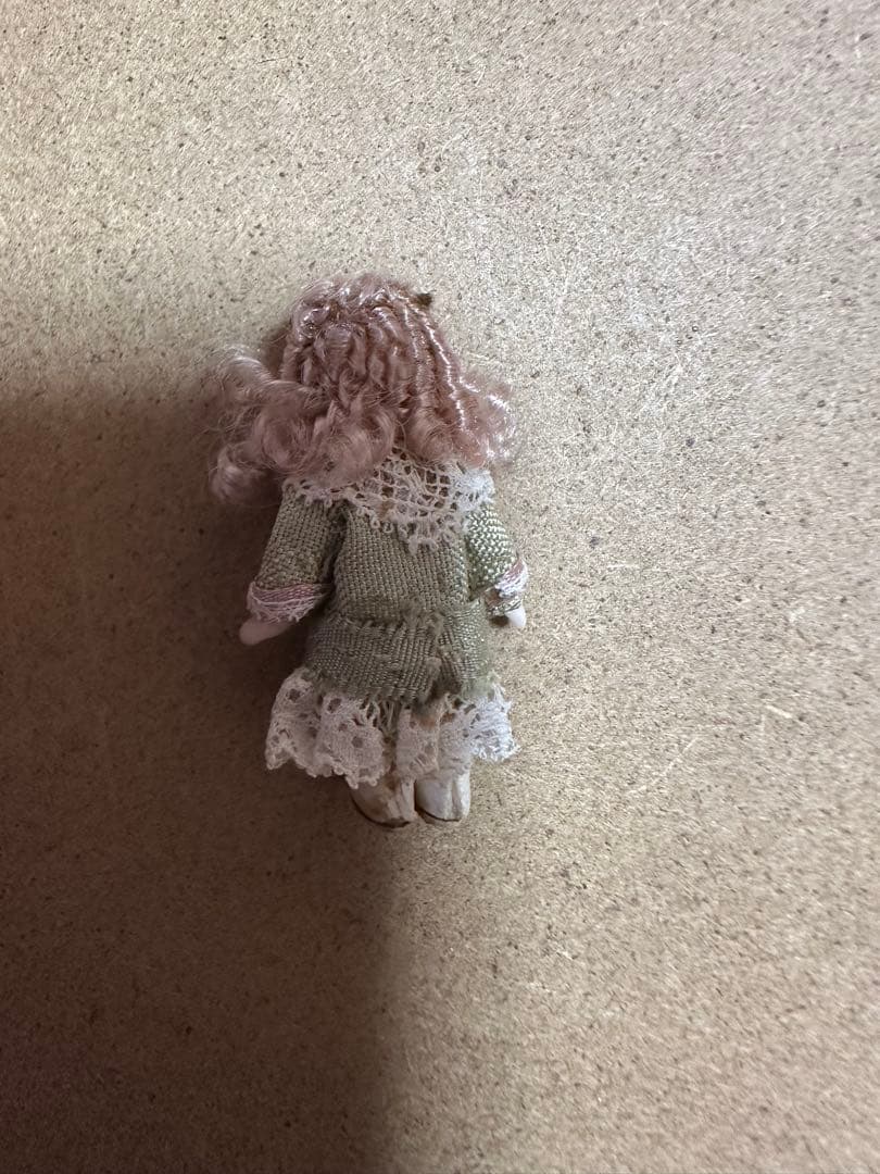 アンティークドール　ガラスケース