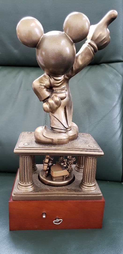 ミッキーマウス　人造大理石　置物