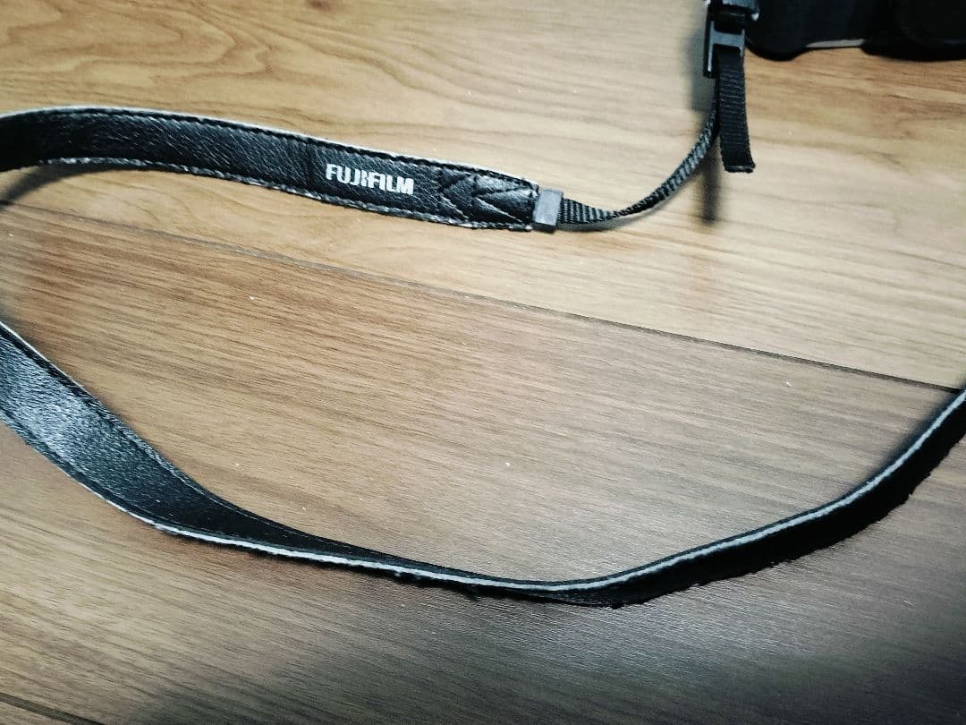 W*す様 Fujifilm X-E3 ミラーレスカメラ ズームレンズ付 XF18