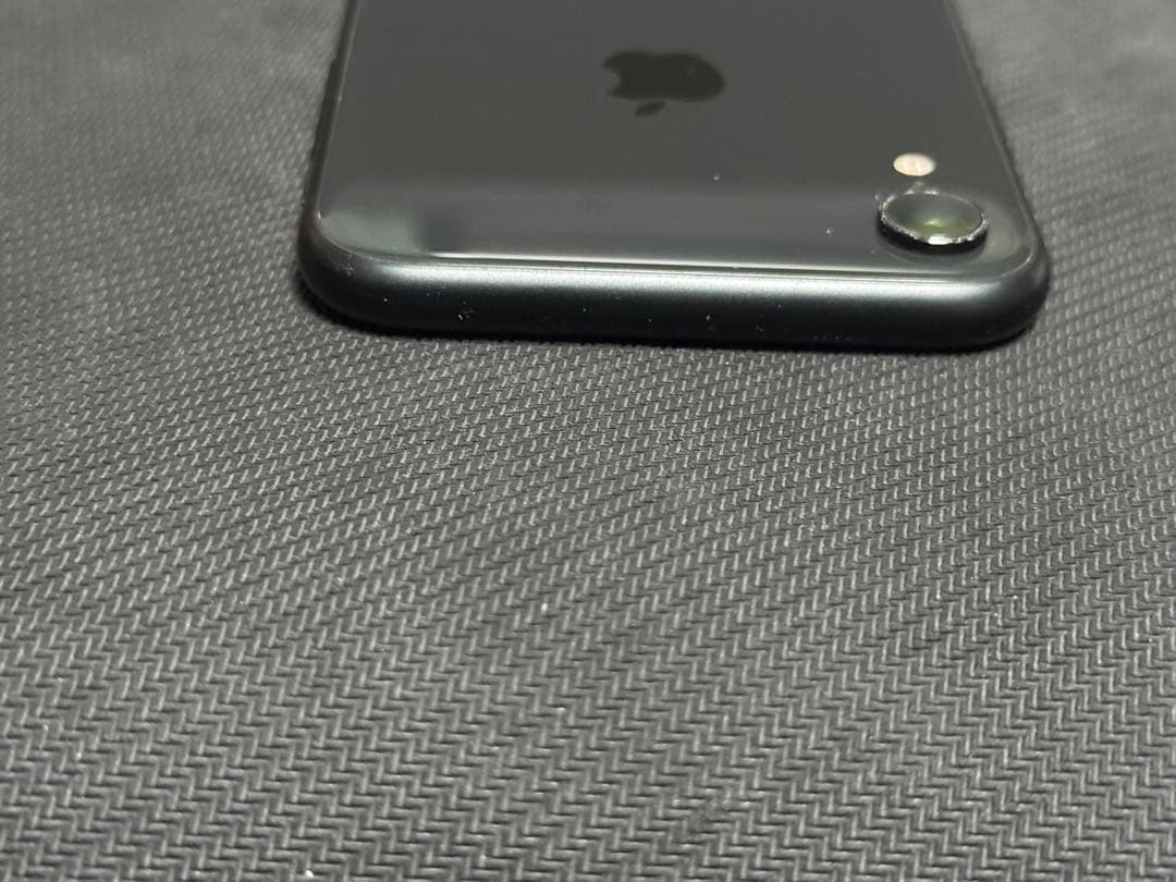 iPhone XR 64GB バッテリー96%