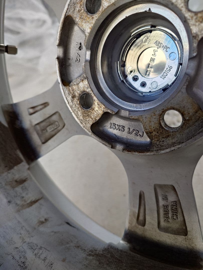 185/65R15 スタッドレスタイヤ ホイールセット