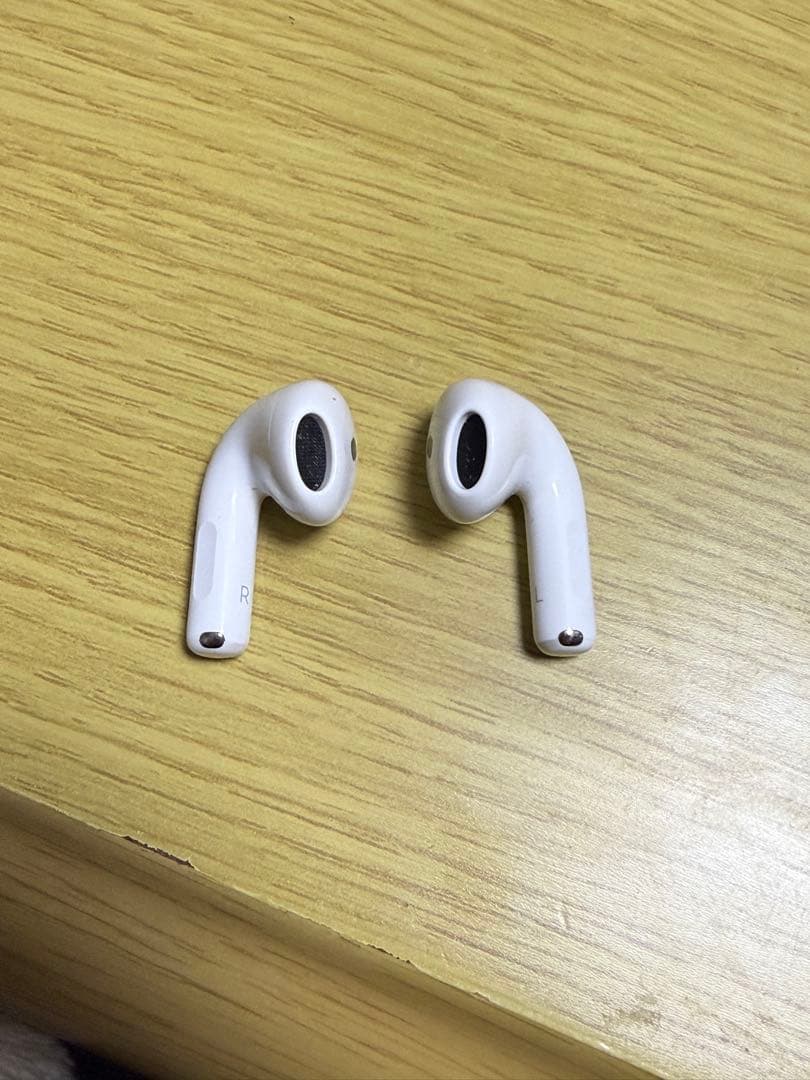 Apple Airpods 第4世代　ノイズキャンセリング付　USB-C