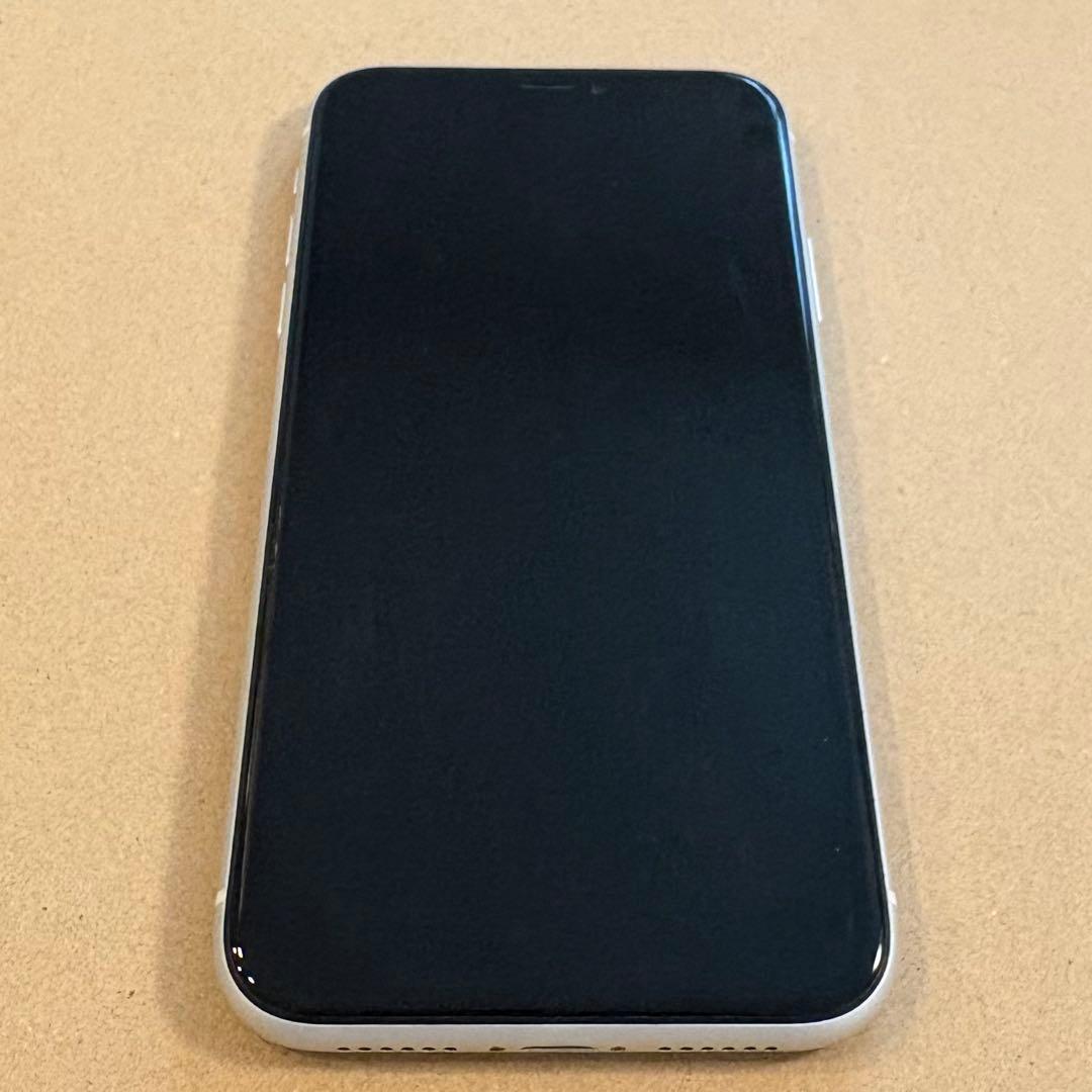 iPhoneXR ホワイト　128GB 本体のみ