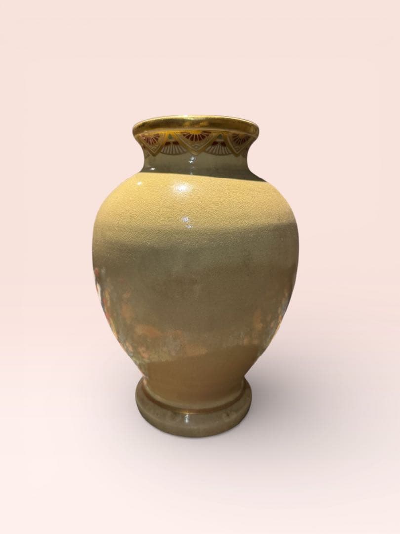 【和風、洋風どちらも合うインテリアに】陶器花瓶 H29xW24(開口部 11)