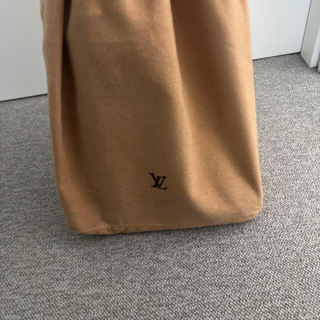 Louis Vuitton エピレザー ブラック バッグ