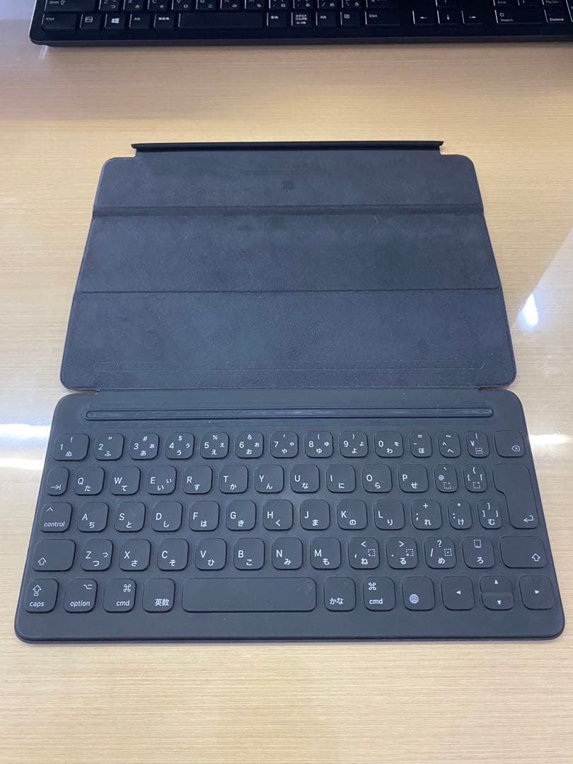 m*n様 iPad 第9世代 Wi-Fi 256GB Smart Keyboar