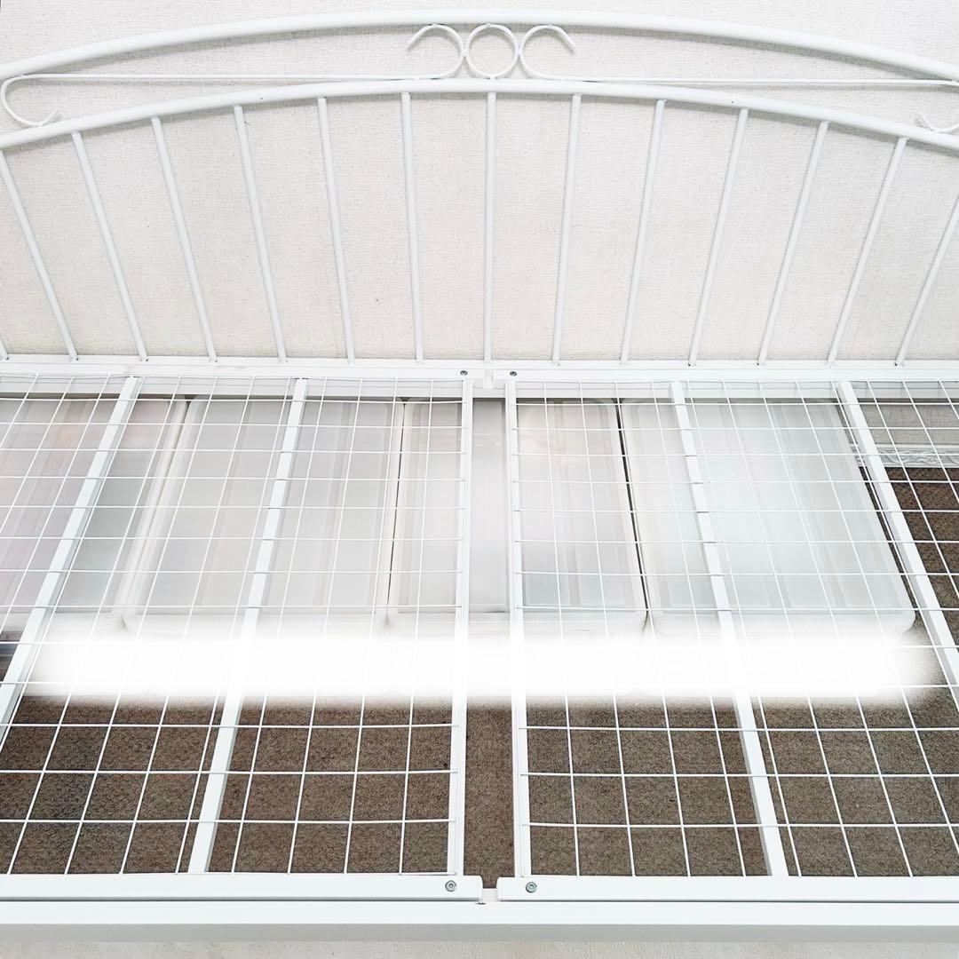 ロートアイアン　ベッドフレーム　シングル　ソファ型　白