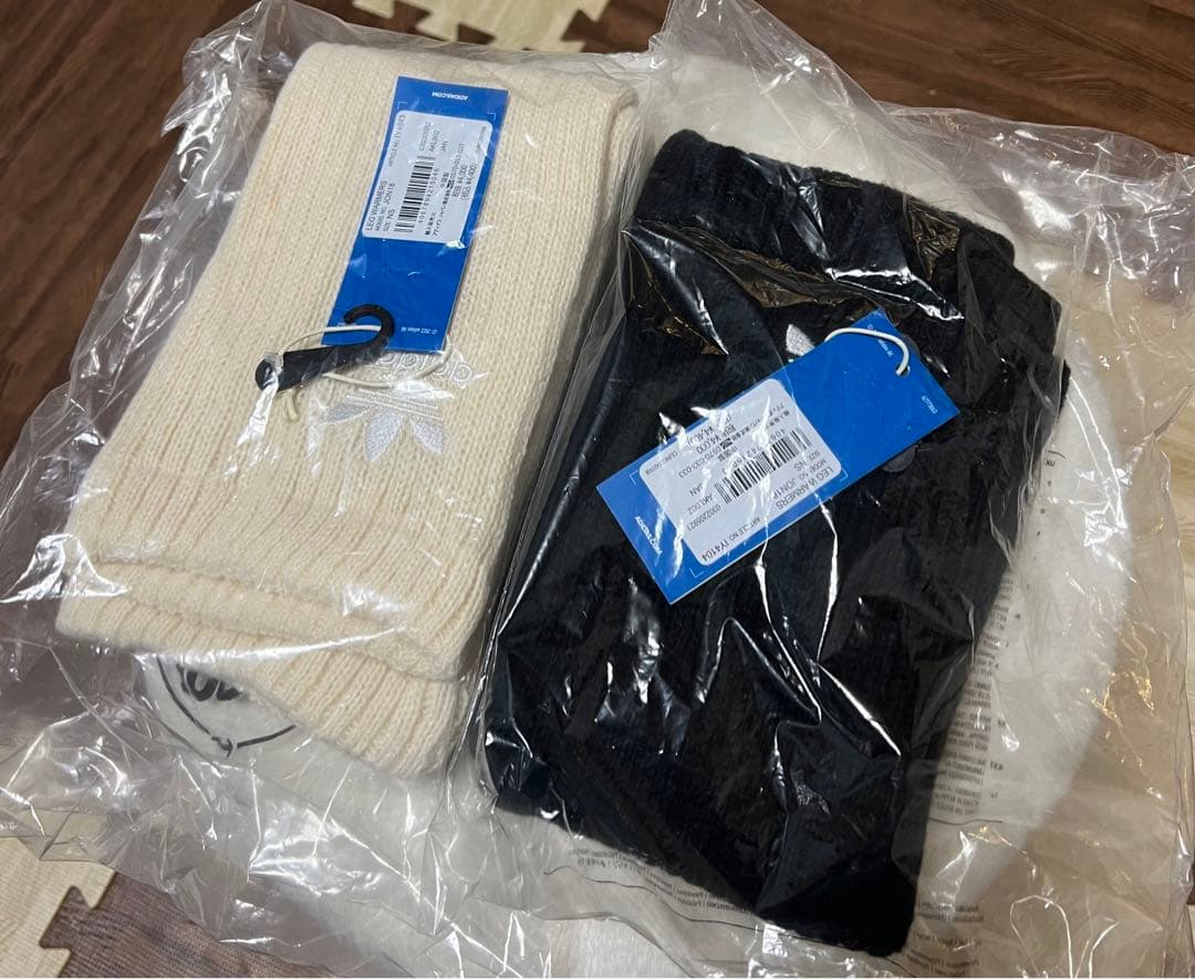 adidas レッグウォーマー 2点セット 黒 白
