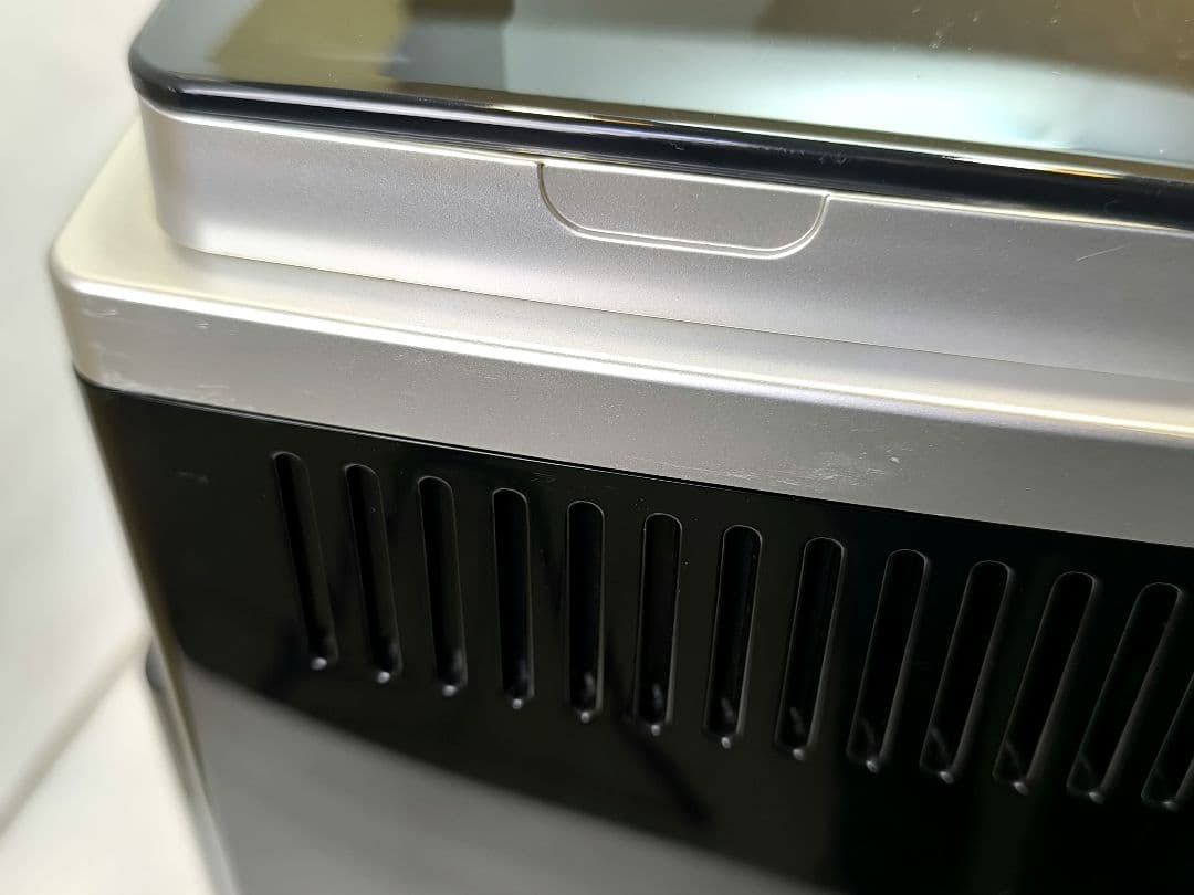 デロンギ　コンパクト2全自動コーヒーマシン　マグニフィカS　ECAM22110