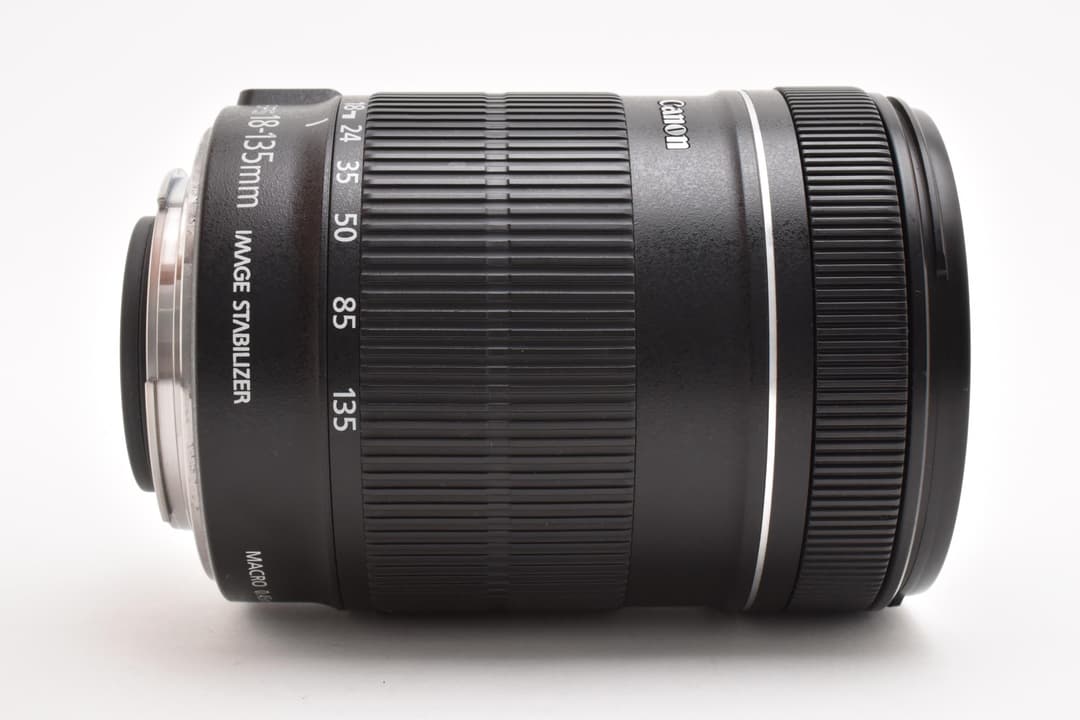 Canon キャノン EF-S 18-135mm IS #8748