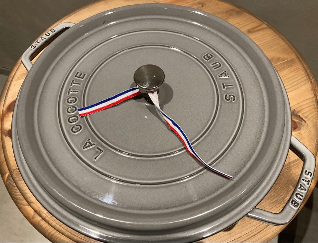 【新品】【送料無料】staubストウブ ピコ ココットラウンド グレー 34cm