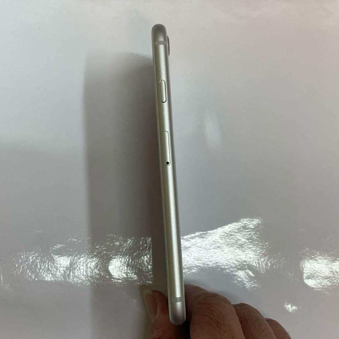 iPhone 8 ホワイト 64GB Apple純正品