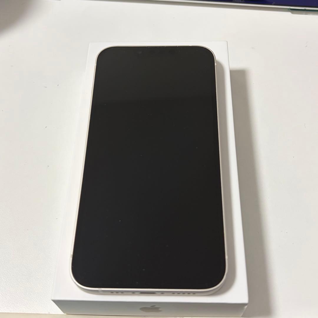 iPhone 13 256GB 美品