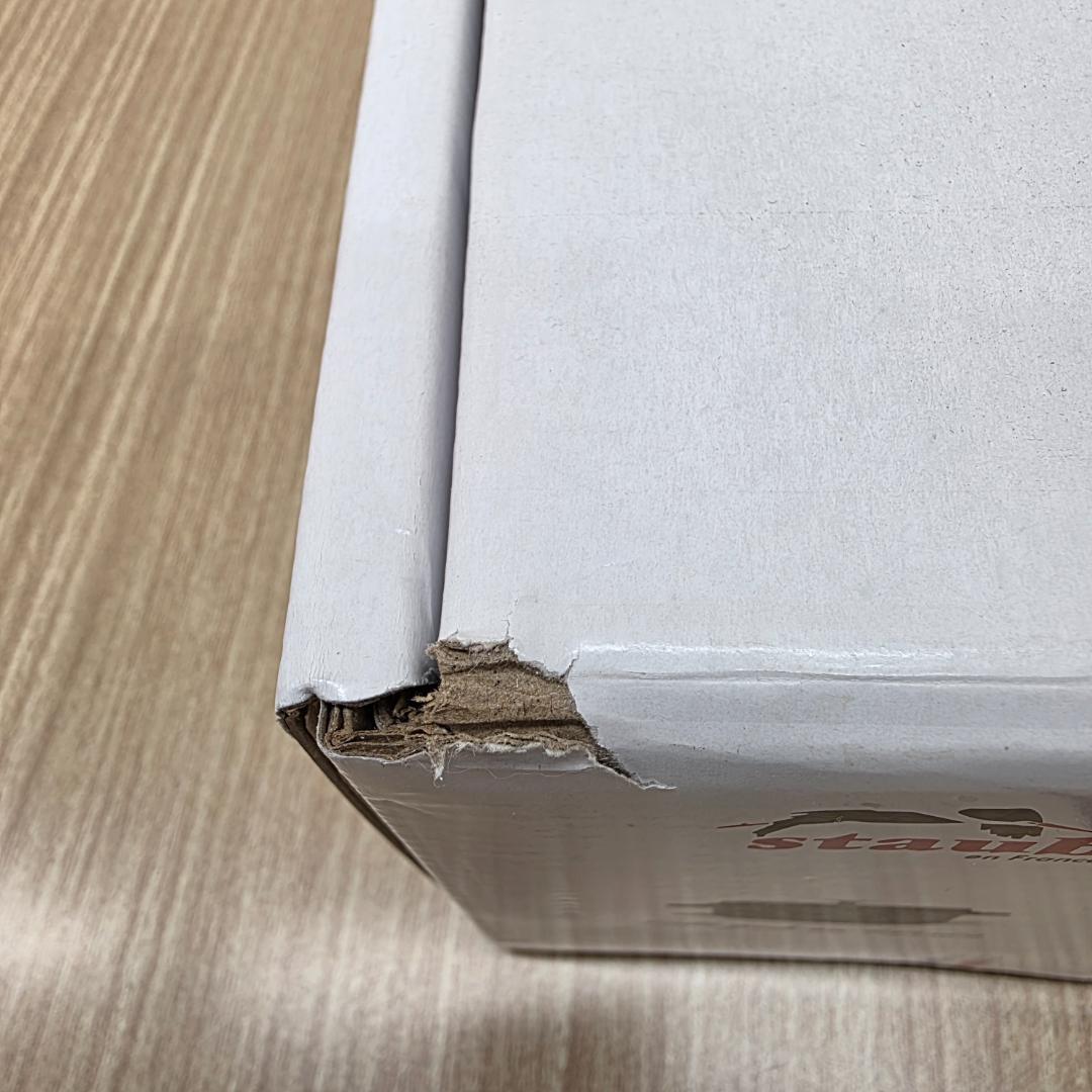 STAUB ココットラウンド鋳鉄製 両手鍋 24cm 赤