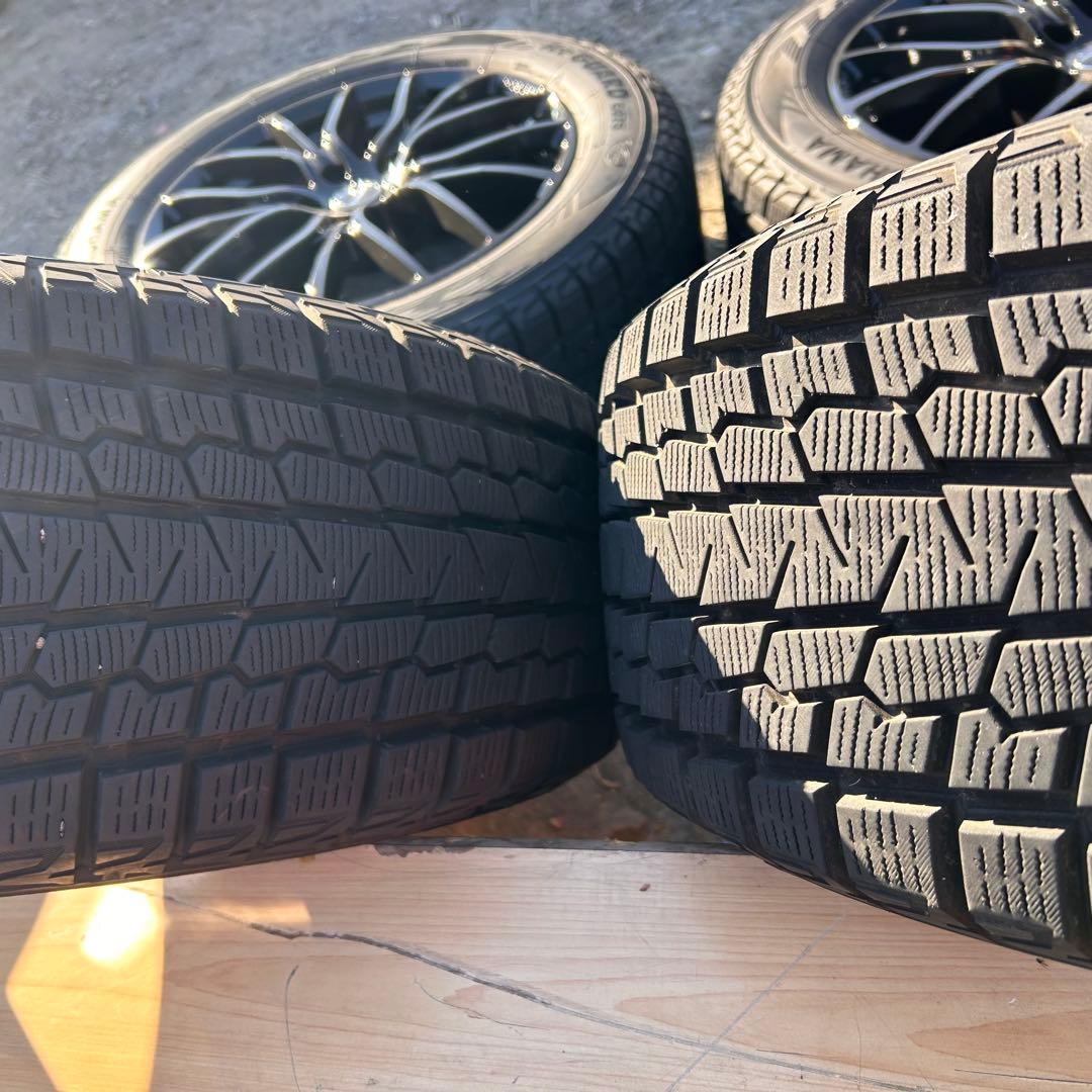 [美品][バリ溝]レクサス等23年YOKOHAMAスタッドレス235/60R18