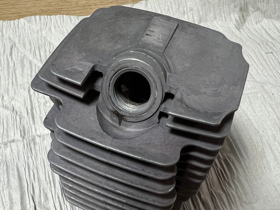 ロビンEC04・6番シリンダー