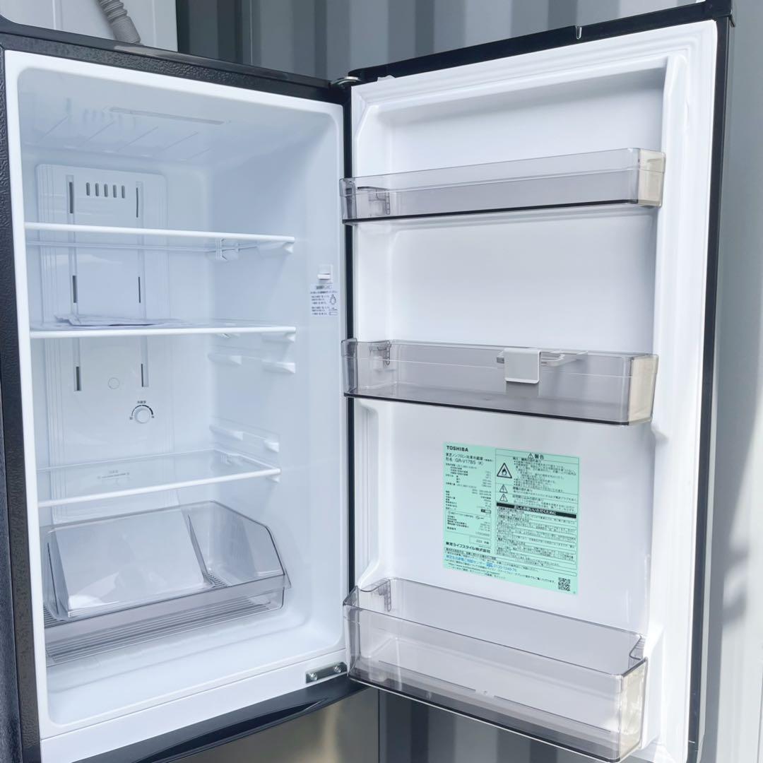 取付無料！高性能東芝スタイリッシュブラック大きめ冷蔵庫！洗濯機