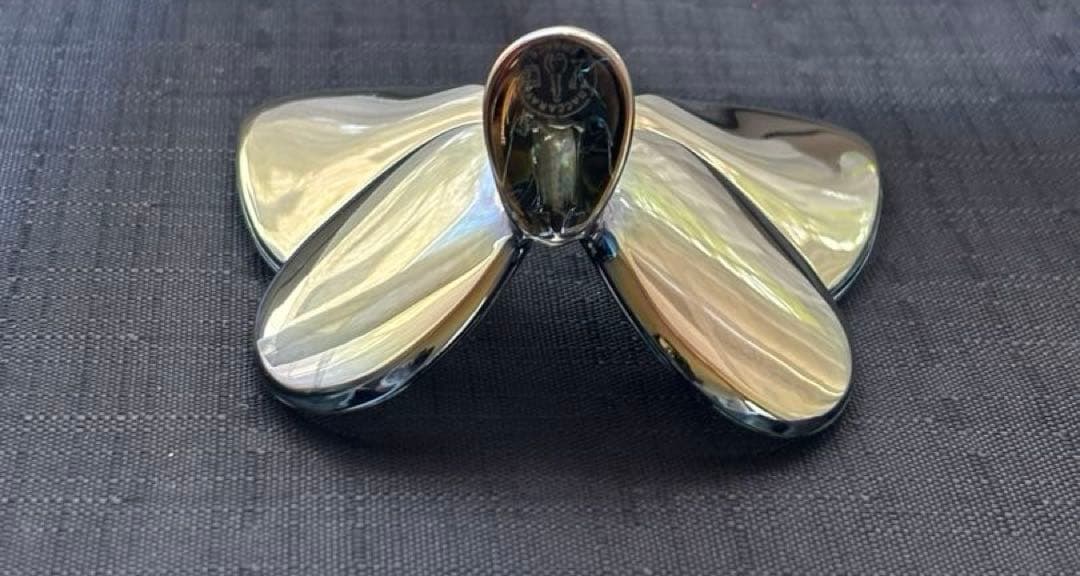 Baccarat バカラ　スカラベブルー蝶の置物