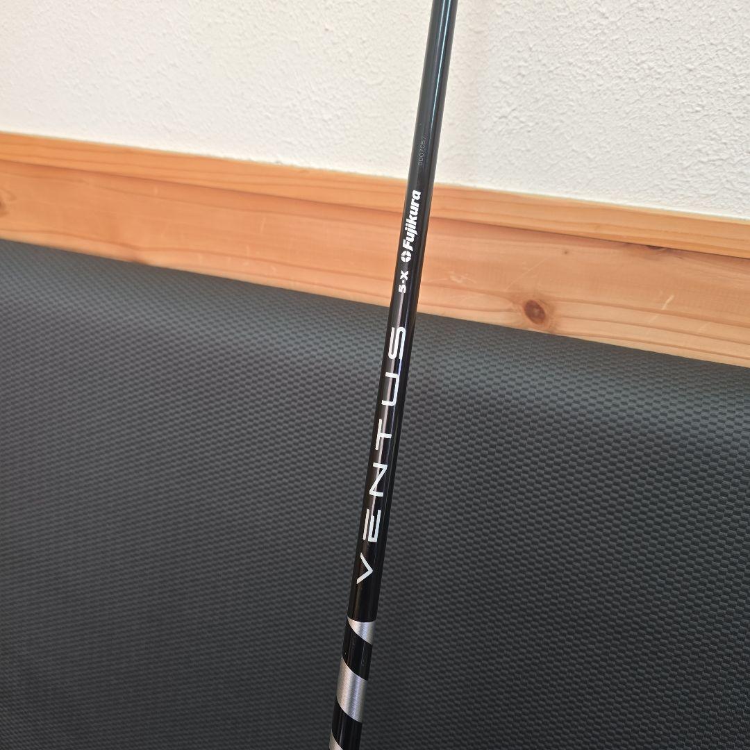 フジクラ　VENTUS BLACK　5X 5W　テーラーメイドスリーブ