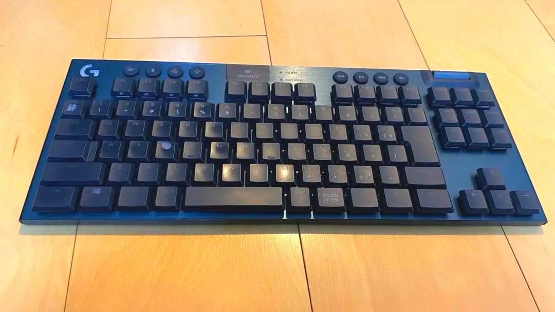 G913 TKL メカニカルキーボード出来るだけ値下げするので誰か買って下さい！