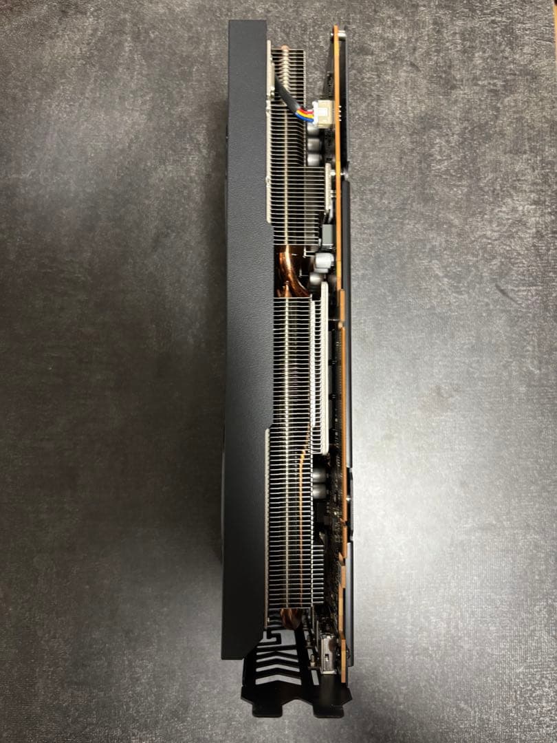 AMD Radeon RX7800XT グラフィックボード