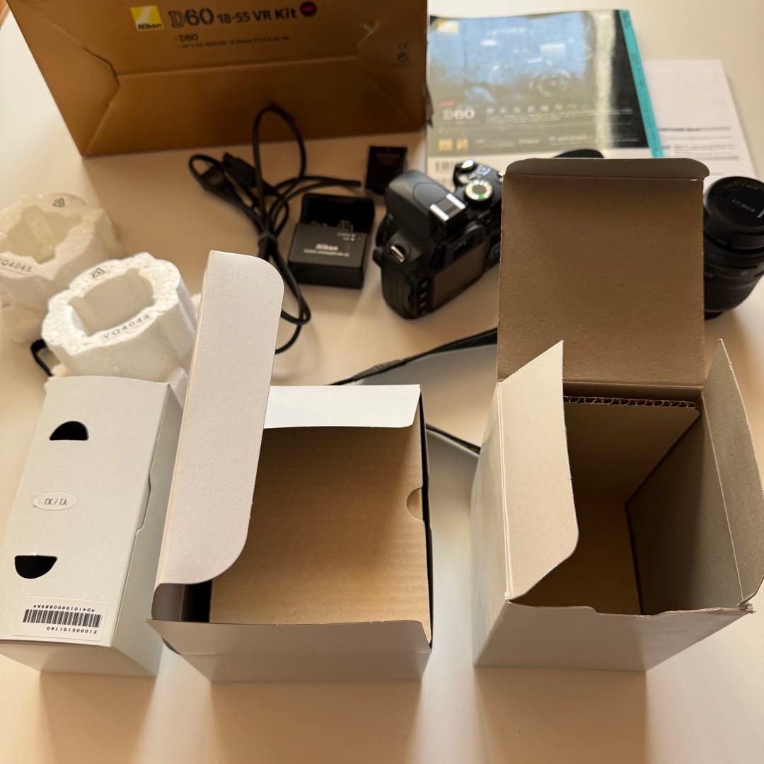 NikonD60 デジタル一眼レフカメラ キット シグマ 単焦点レンズ付き