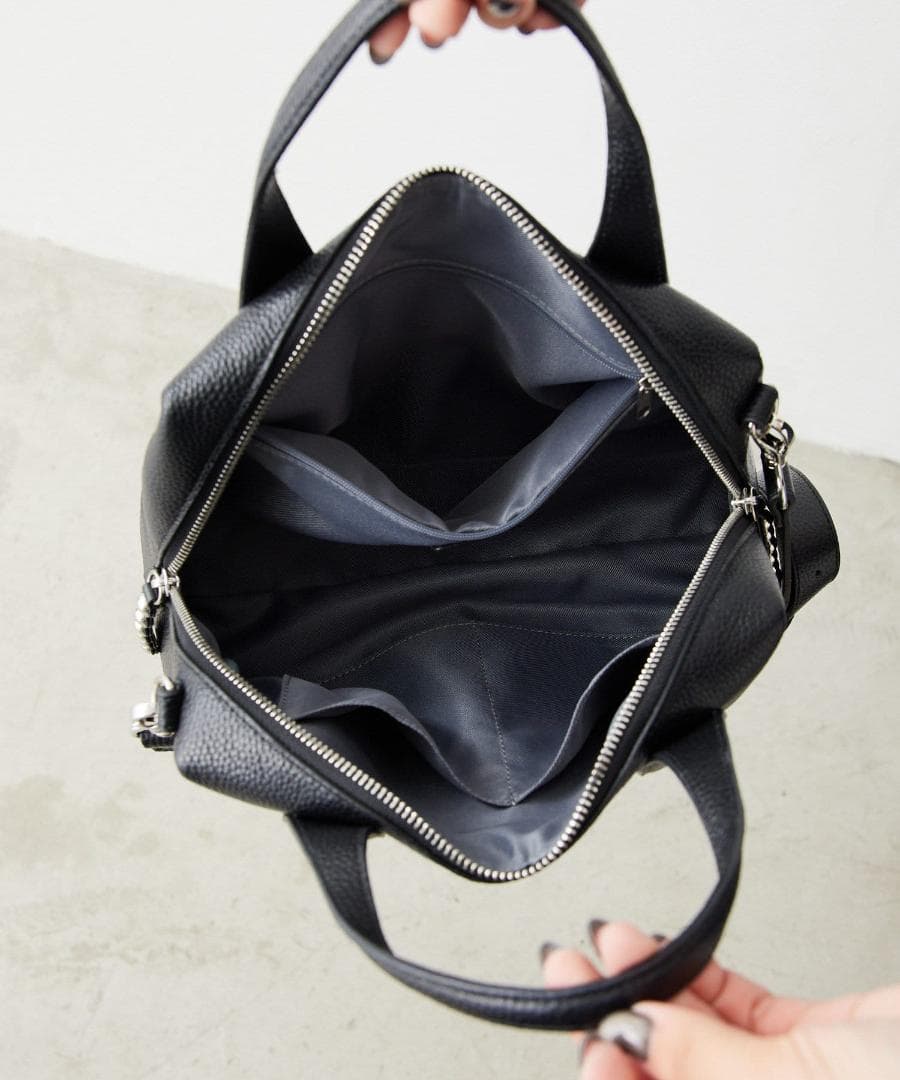 ear PAPILLONNER 2WAY スタッズボストンバッグ ブラック 本革