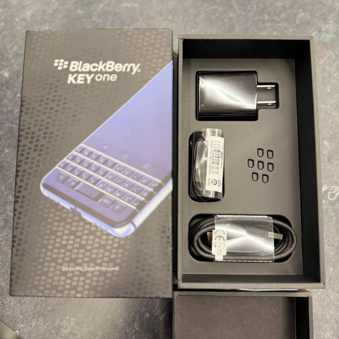 【美品】BlackBerry KEYone