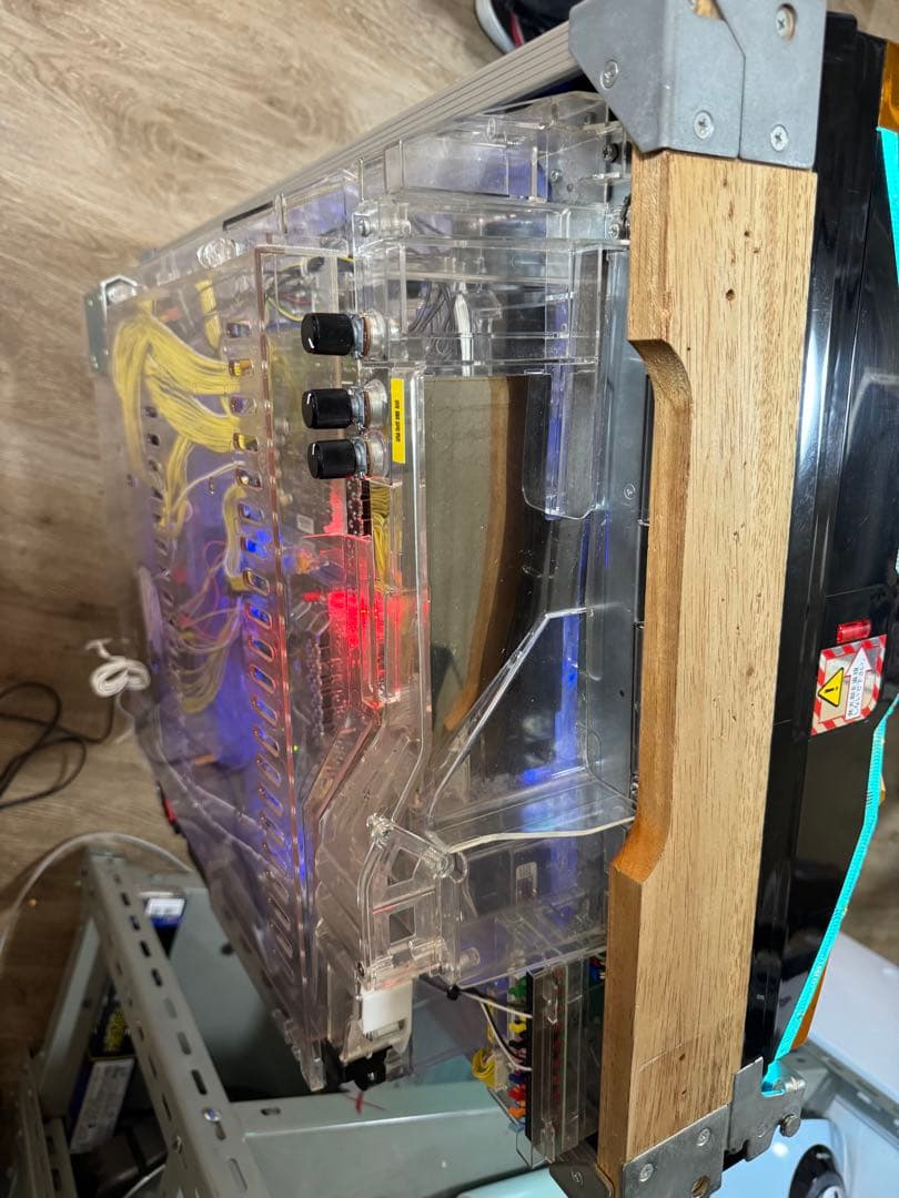 パチンコ実機 + ガラス + 専用ドアキー初代 復活 サンセイ レトロ アミュー