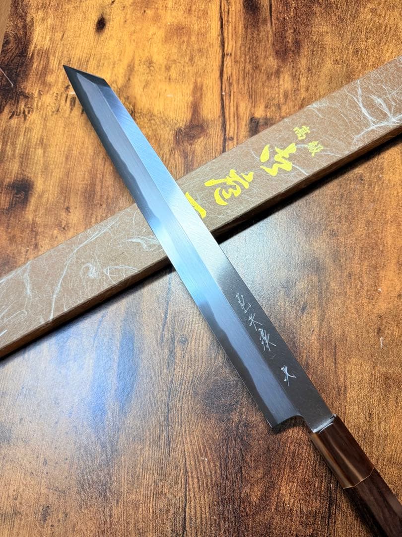 森本光一作　左用　刺身 切付　青鋼 紋鍛錬 尺　紫檀白水牛八角柄