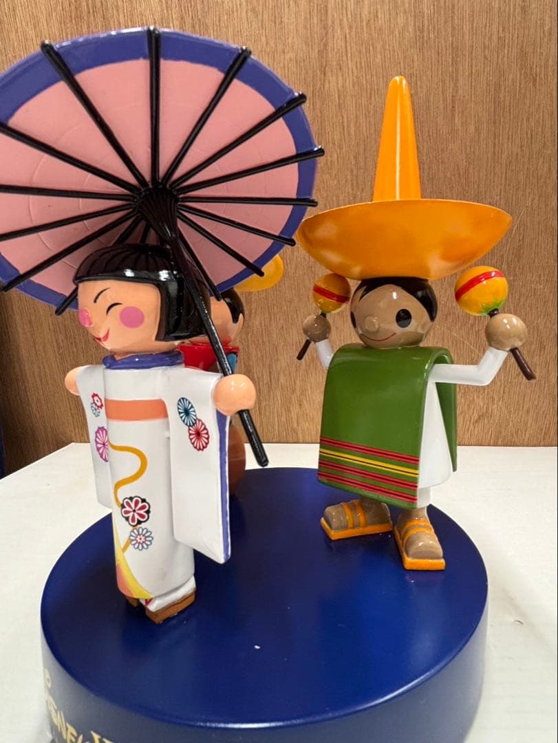 ディズニー (50th記念 )オルゴール イッツスモール ワールド