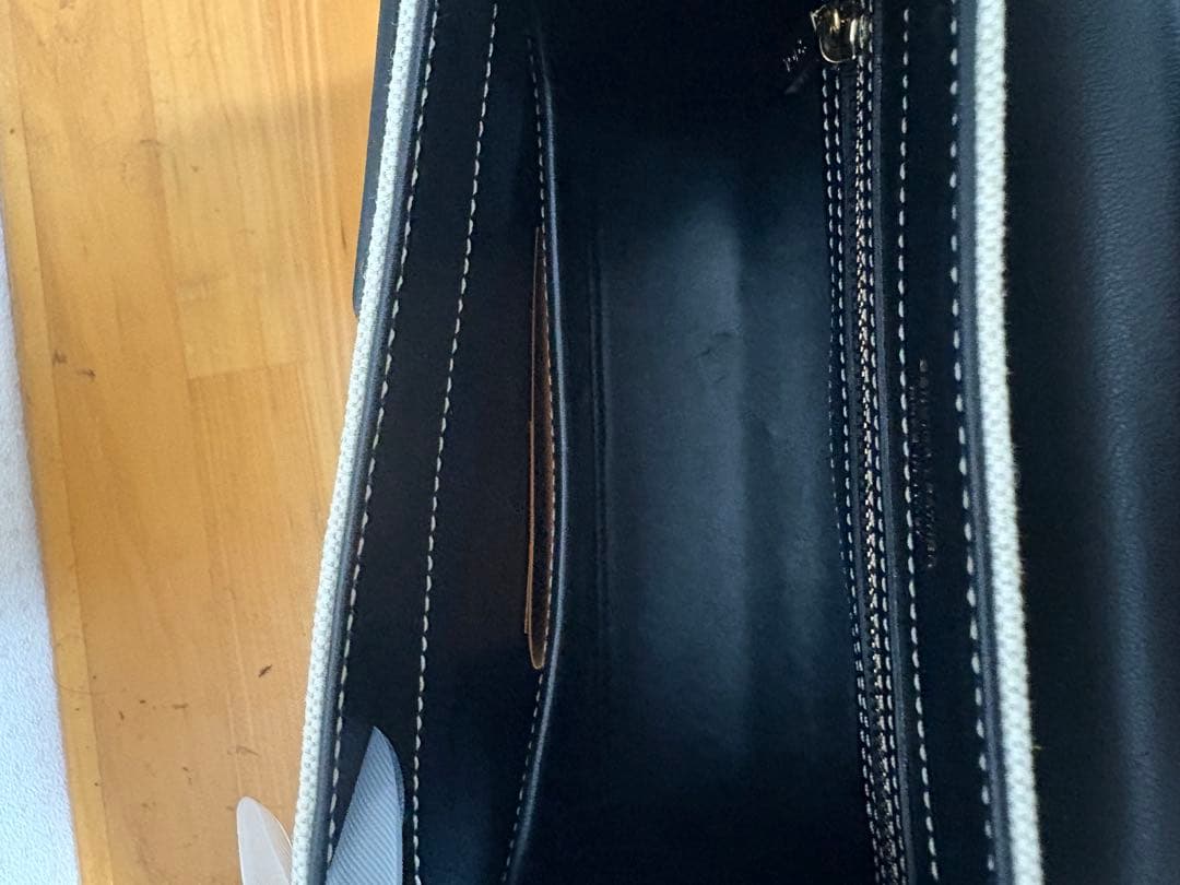 ｋ☆TOD'S タイムレスキャンパスハンドバッグ 黒/アイボリー