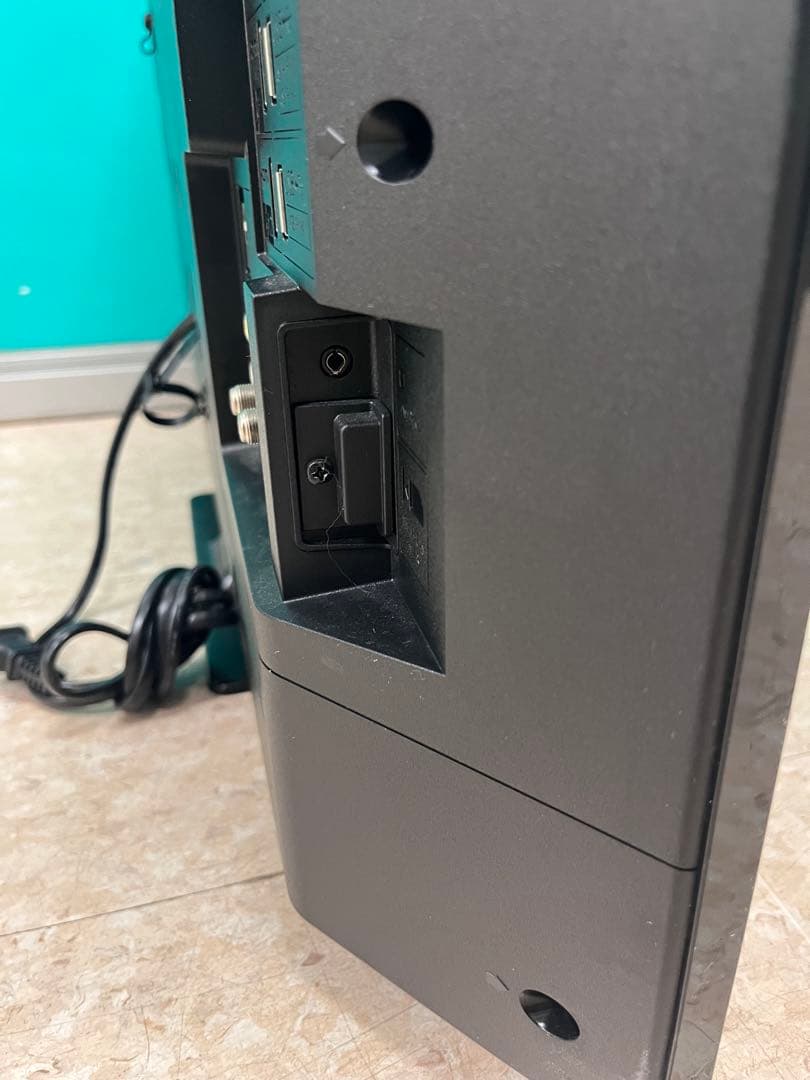 SHARP シャープ　液晶テレビ　2T C32DE 22年製　リモコン付き