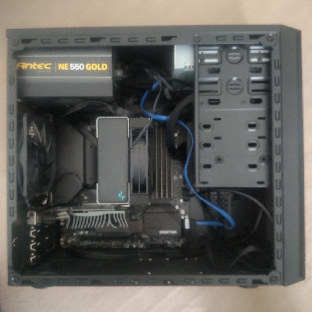 自作PC　i5-12400F メモリ32G SSD 1T