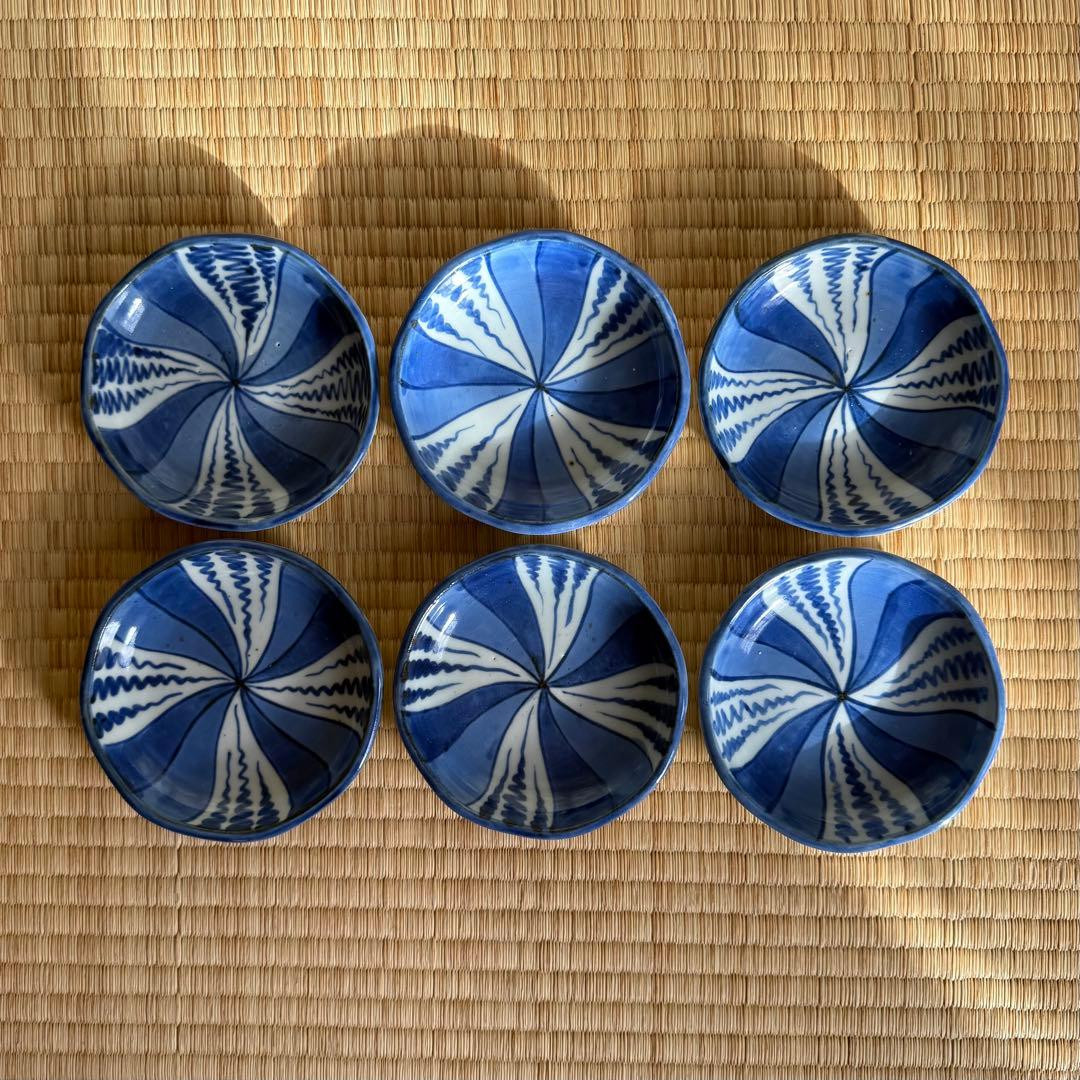 古伊万里 染付 捻り文 小皿 江戸時代 古染付 古波佐見 古美術 骨董 民藝